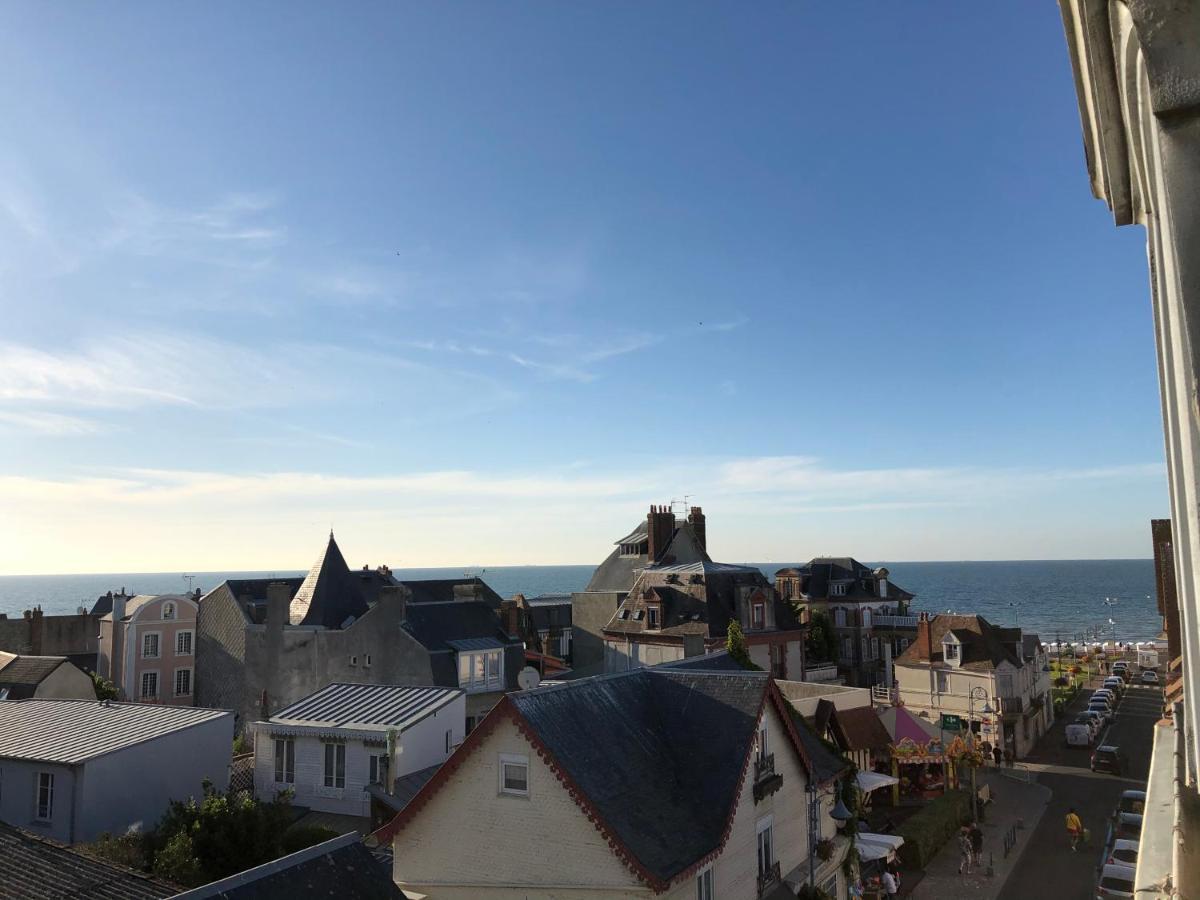 Avec Balcon - Vue - 100m De La - Hypercentre - 55m2 Villers-sur-Mer